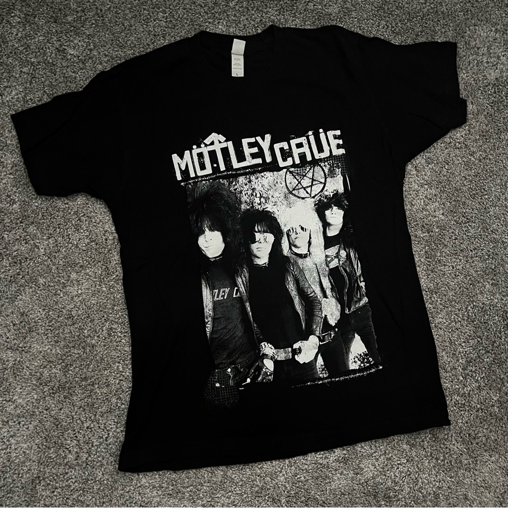 Mötley Crüe Tee